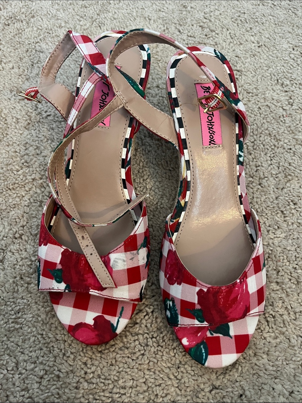 Betsey Johnson Red Gingham Floral Slingback Sandals with Green Accents